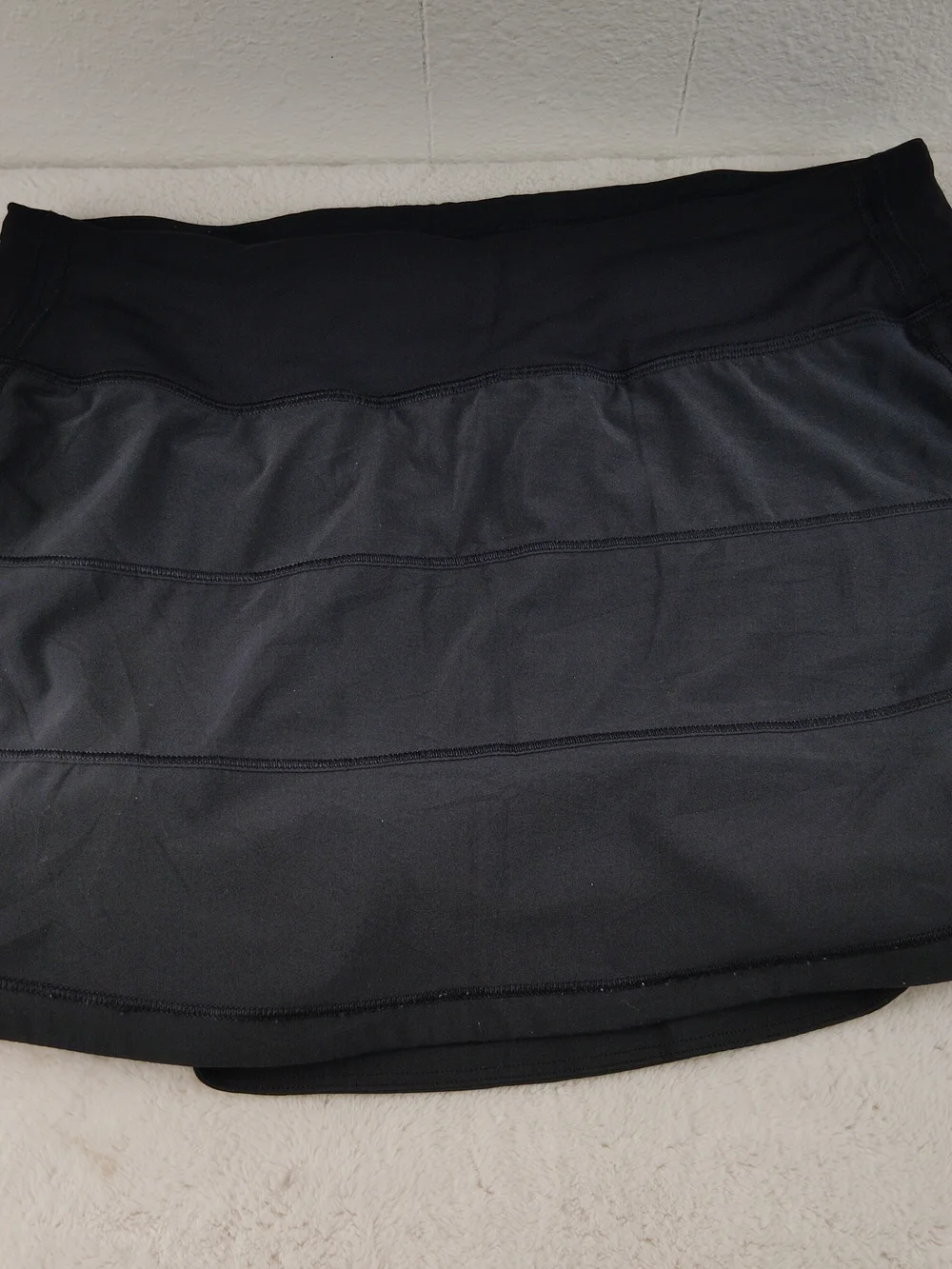 lululemon Bundle  Pace Rival Skirt MR Sz 6 Black & White 13